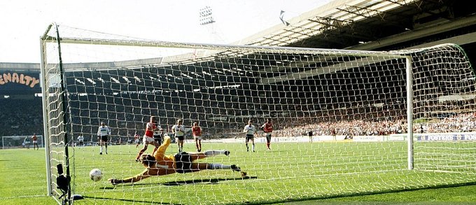 winterburn.jpg 0ZoUZ8mLi8oQUIqDZGoF